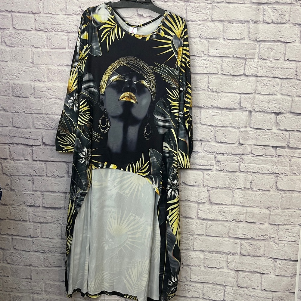 0916. Nf High Low Top Black & Gold Goddess